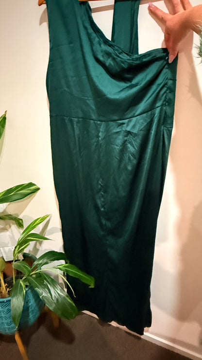 SHEIN Belle Emerald Satin Maxi Dress Size 4XL