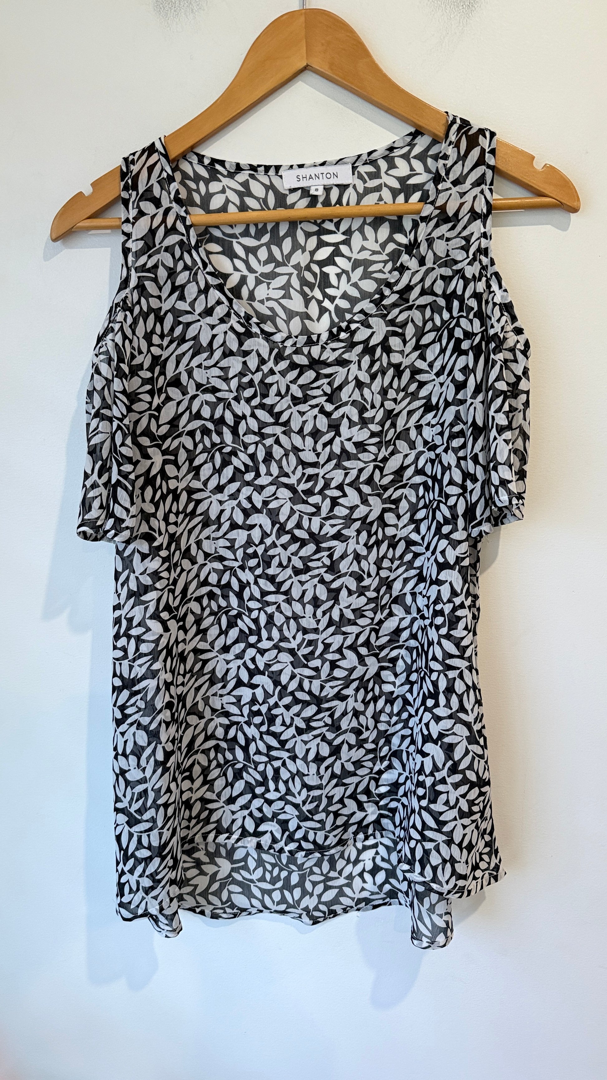 Shanton Cold Shoulder Leaf Print Blouse Size 8