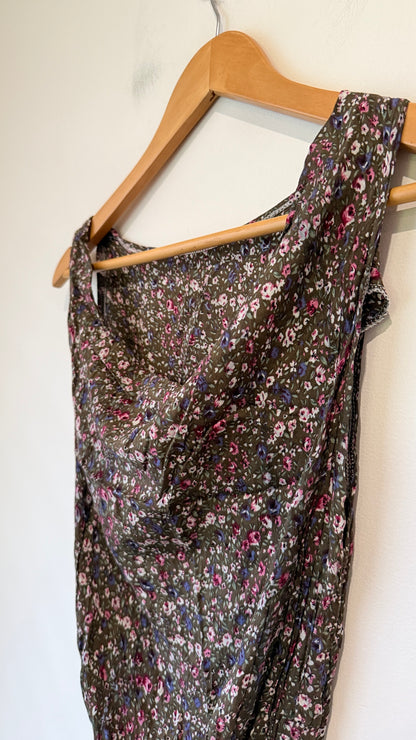 Floral Print Tea Dress Size U/arm to U/arm 39cm