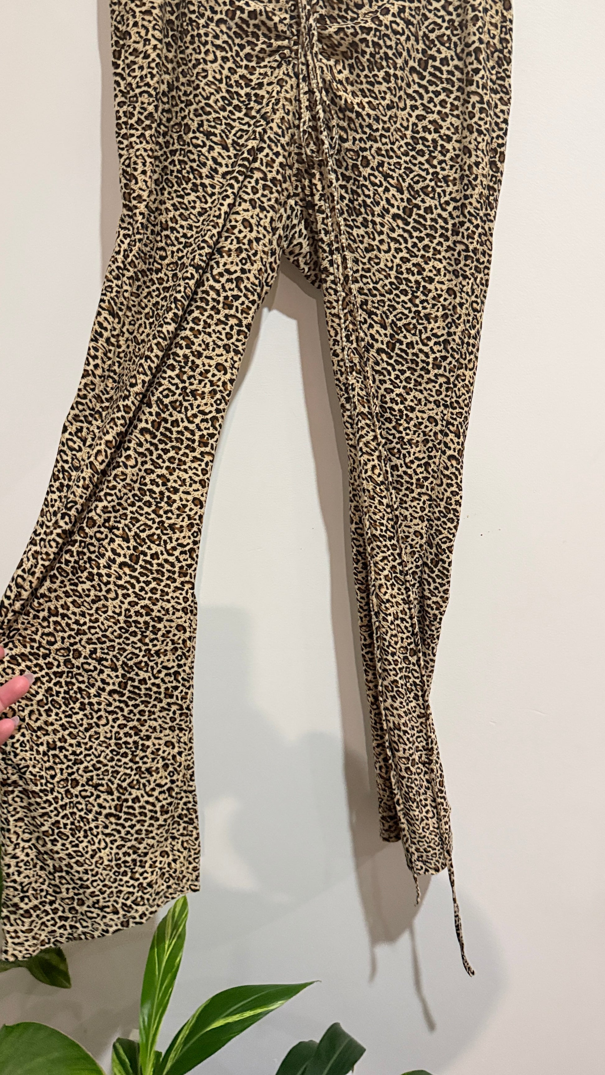 SHEIN Leopard Print Cinched Hem Pants Size M (EU/US 28/6)