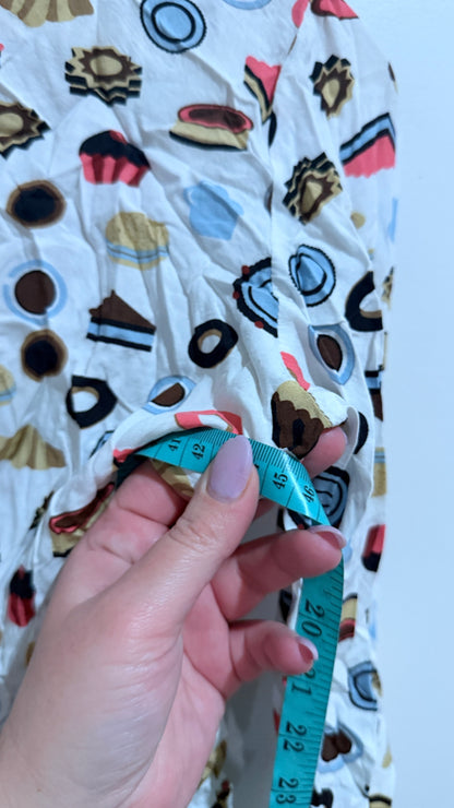 Brand Unknown Dessert Print Button-up Shirt Size U/arm to U/arm 45cm