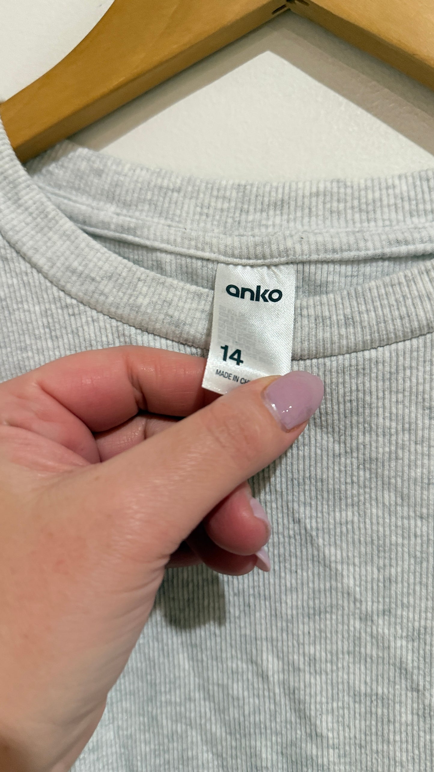 Anko Ribbed Crop Tee Size 14