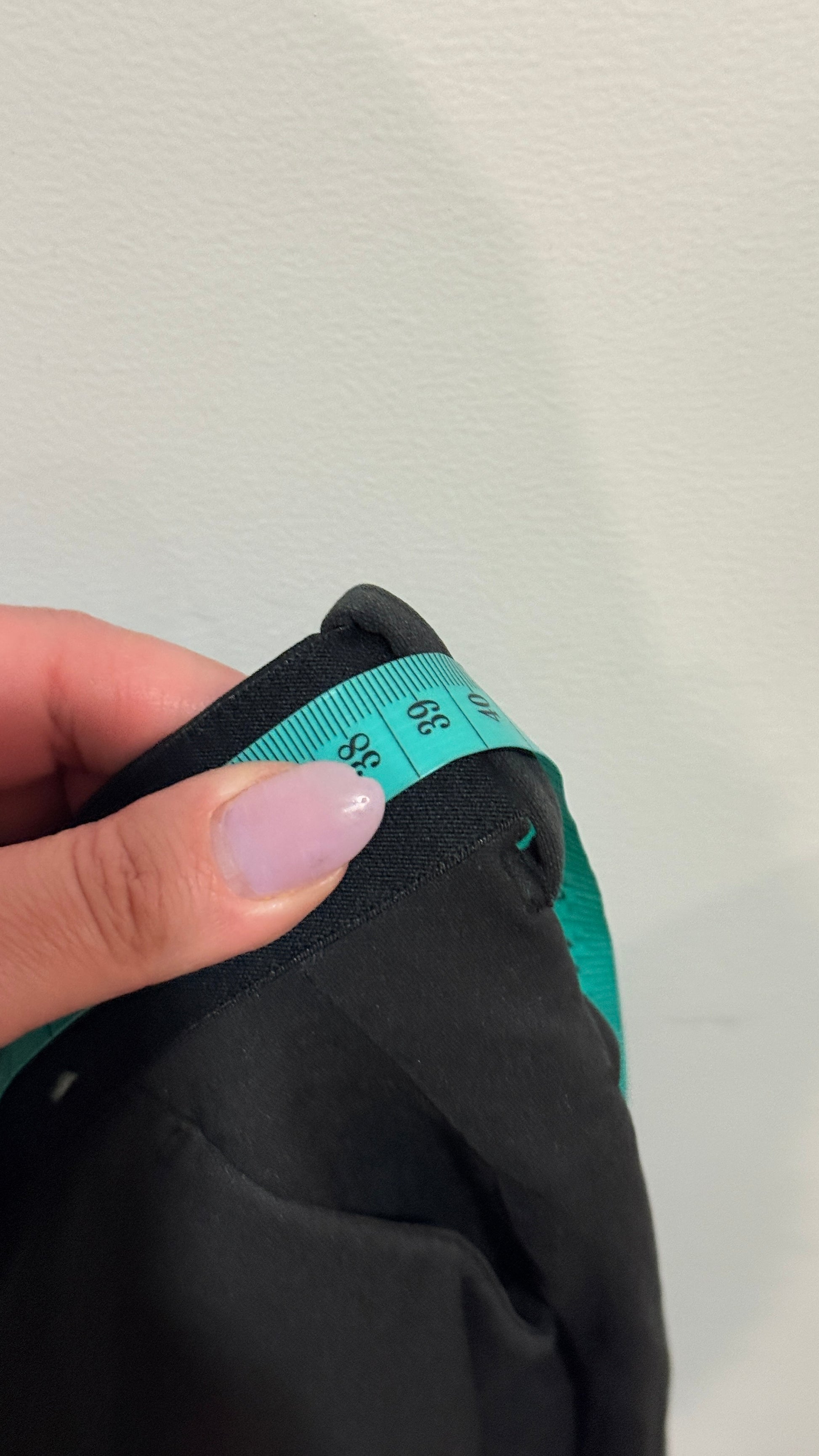 Uniqlo Smart Ankle Pants Size 31 (waist)