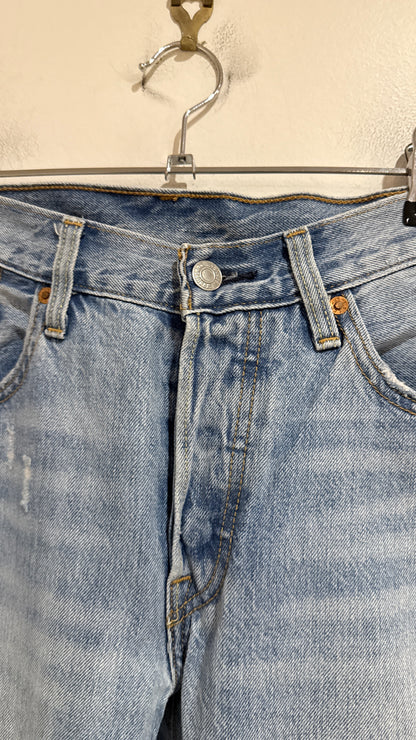 Vintage Levi's Light Wash Distressed Jeans Size W26 L32
