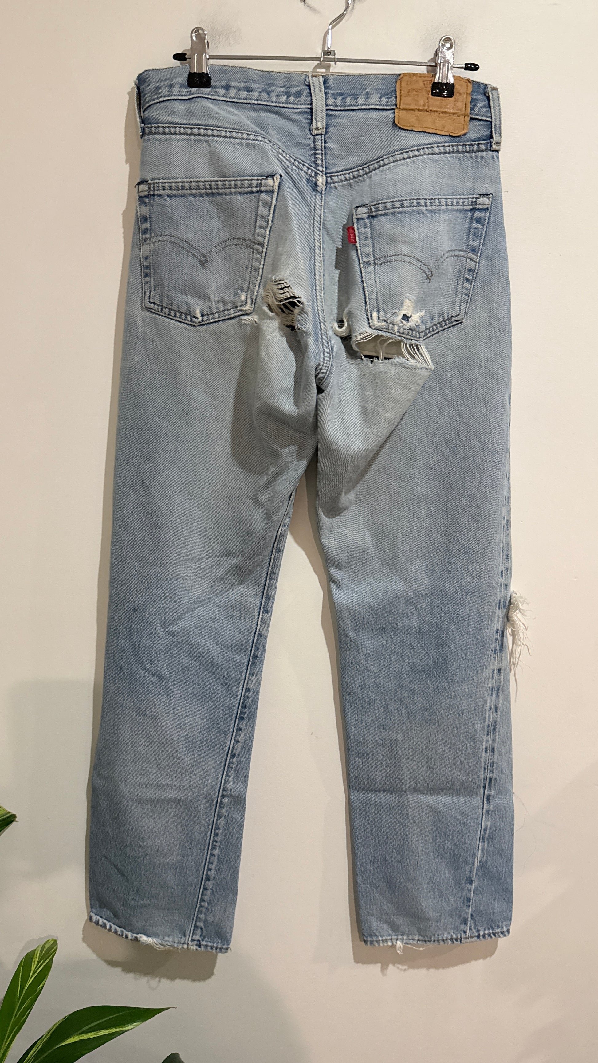 Vintage Levi's 501 Vintage Light Wash Button Fly Jeans Size W30 L34