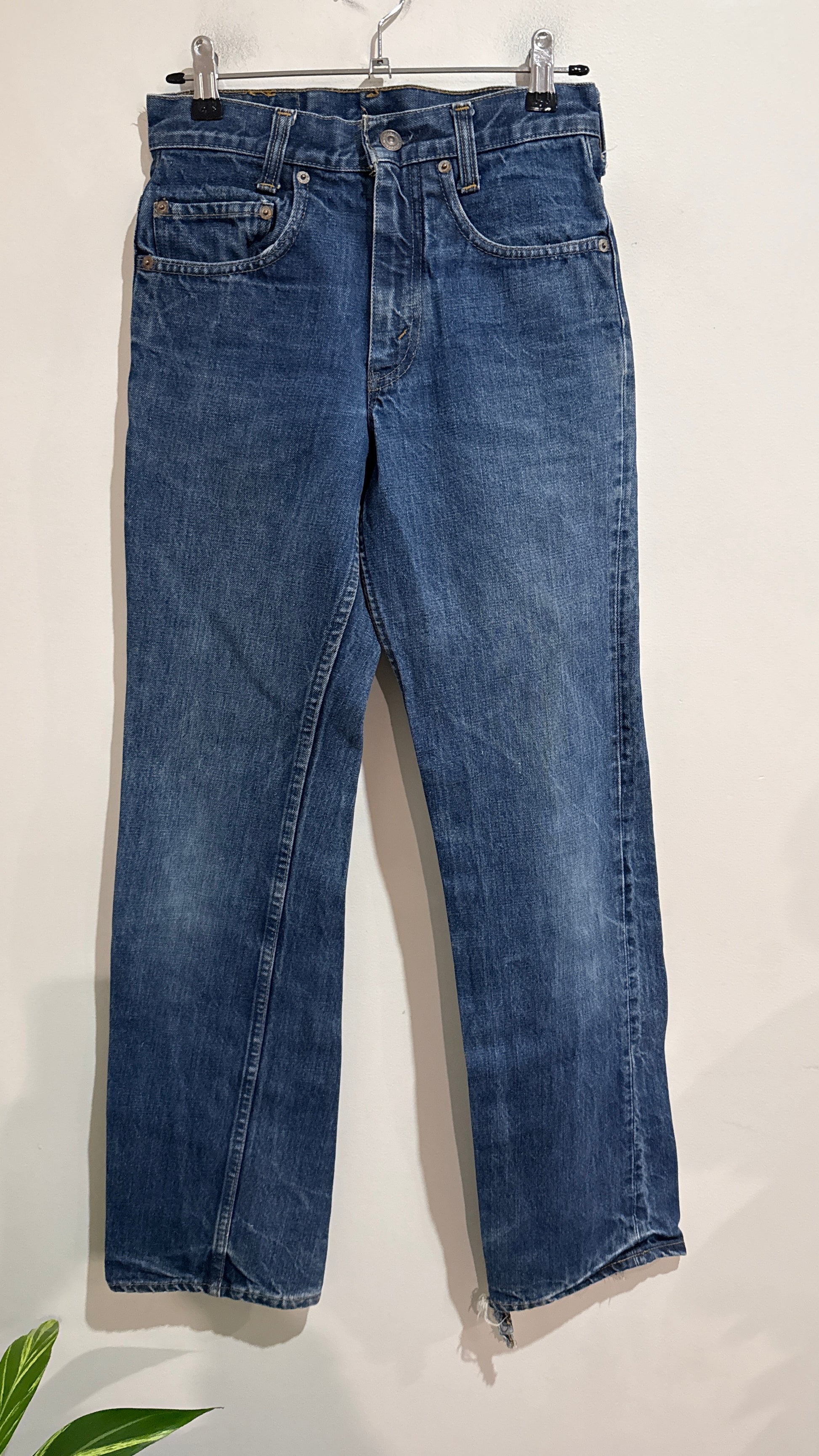 Vintage Levi's Mid Blue Jeans | Waist 68cm W27 L32