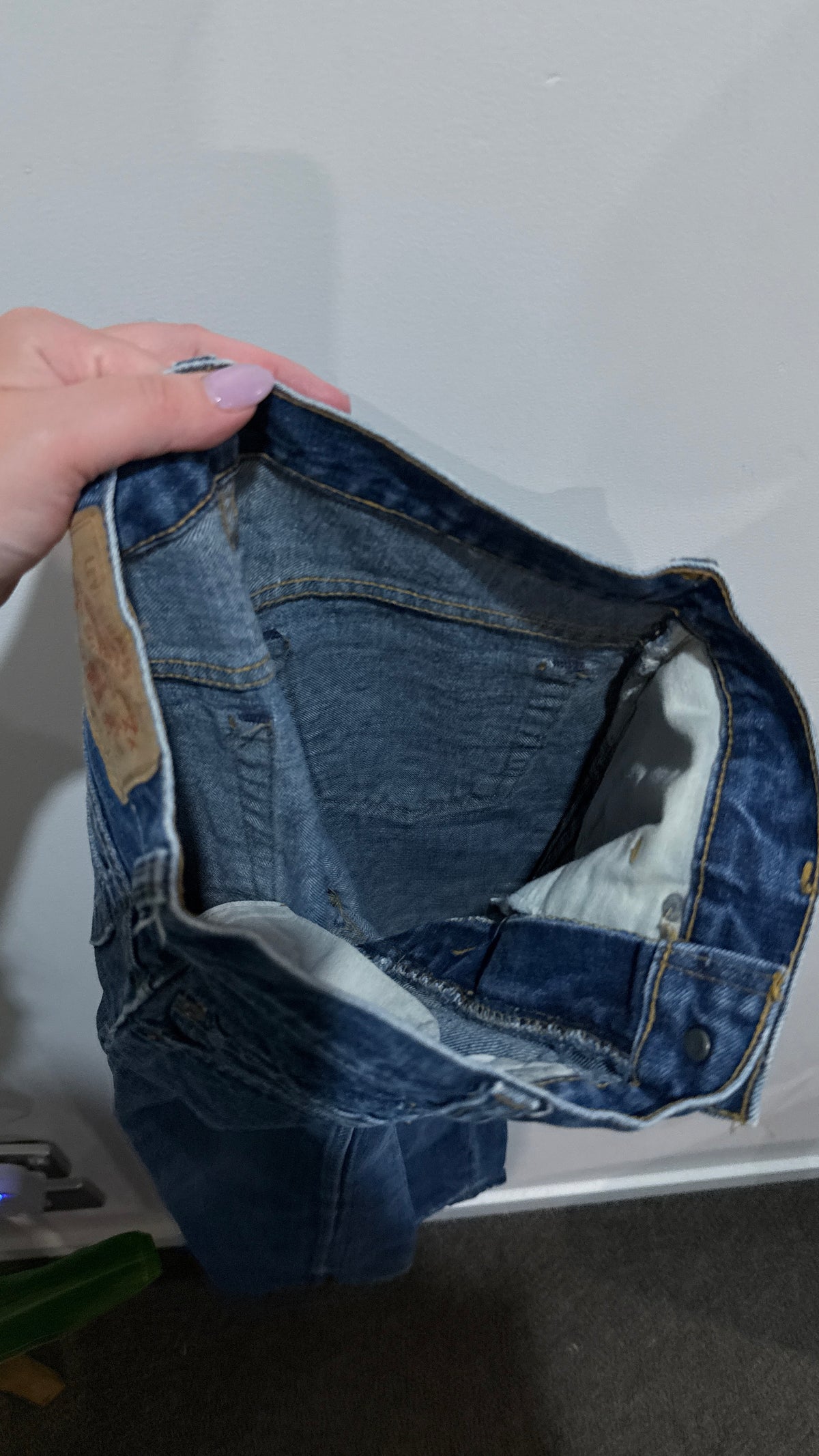 Vintage Levi's Mid Blue Jeans | Waist 68cm W27 L32