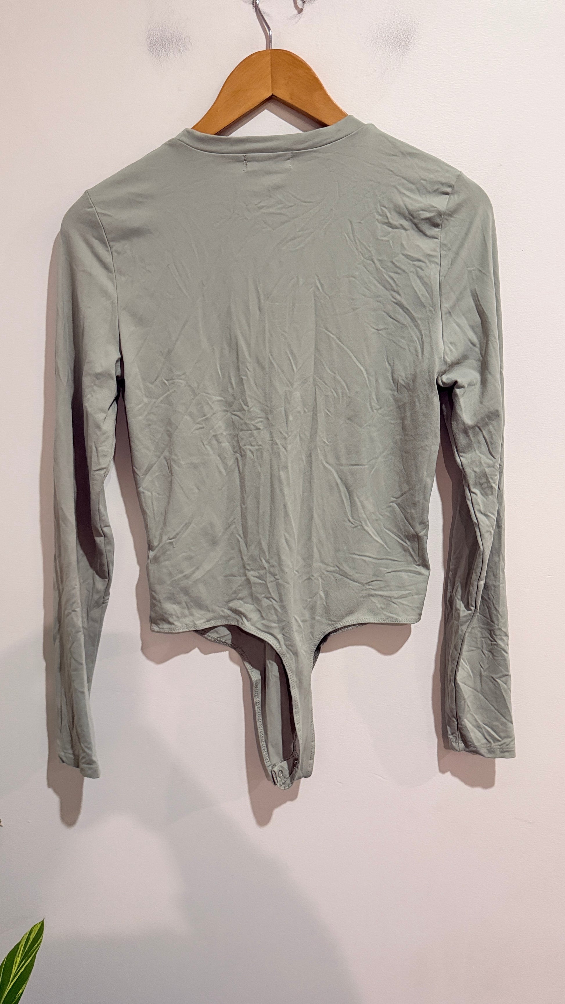 Glassons Long Sleeve Bodysuit Size L