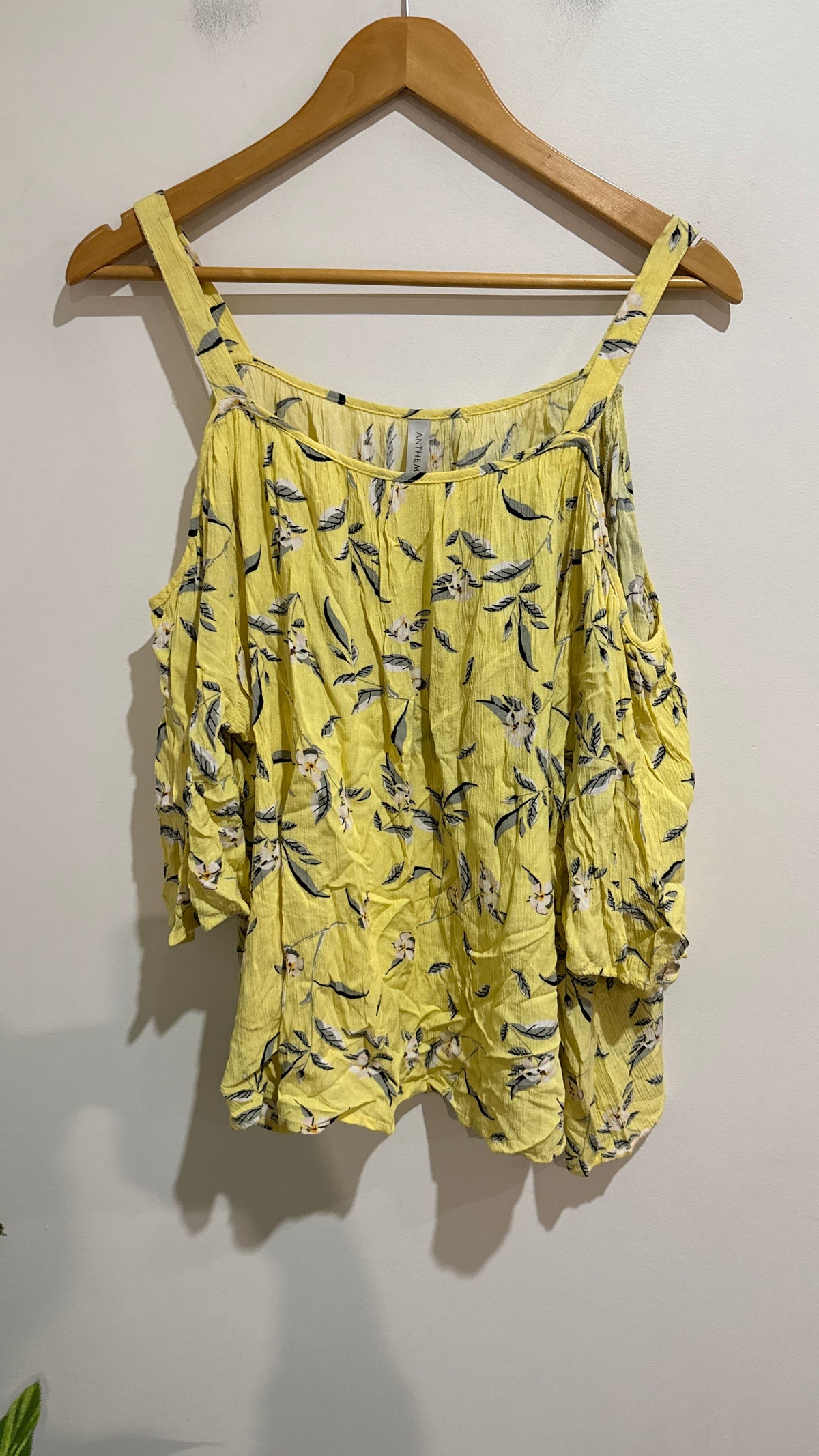 Anthem Yellow Floral Print Off Shoulder Top Size 10