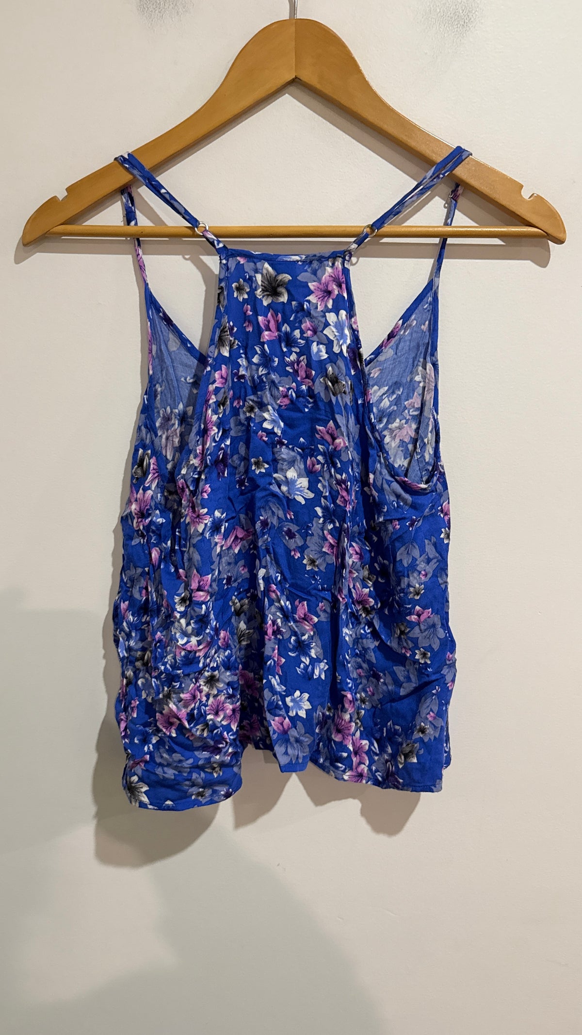 MINKPINK Size M Blue Floral Print Strappy Cami Top