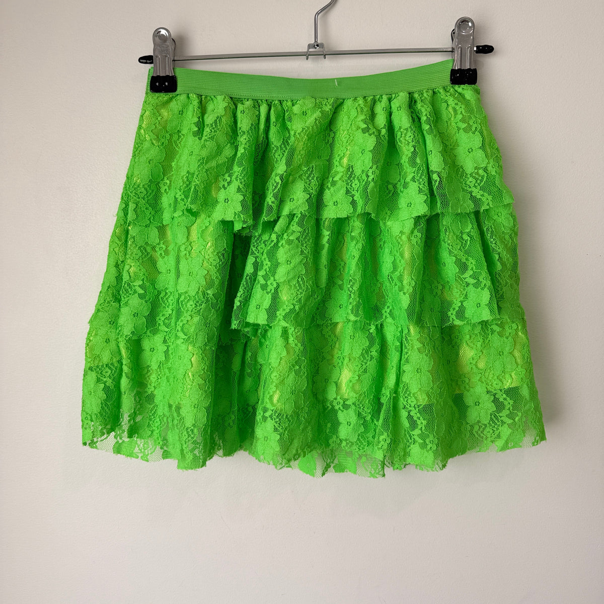 Girls Waist 56cm Neon Green Tiered Lace Ruffle Skirt