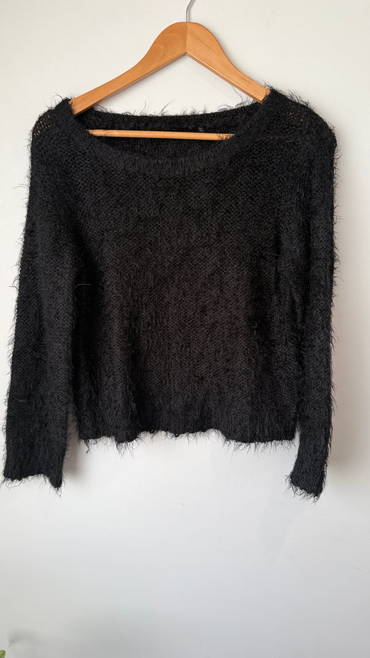Brand Unknown Size U/Arm to U/Arm 50cm Fuzzy Eyelash Knit Sweater