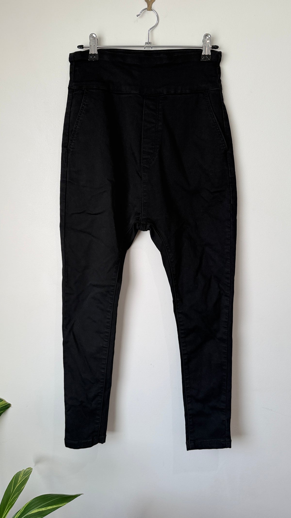 Decjuba Denim Size 8 Drop Crotch Jeggings