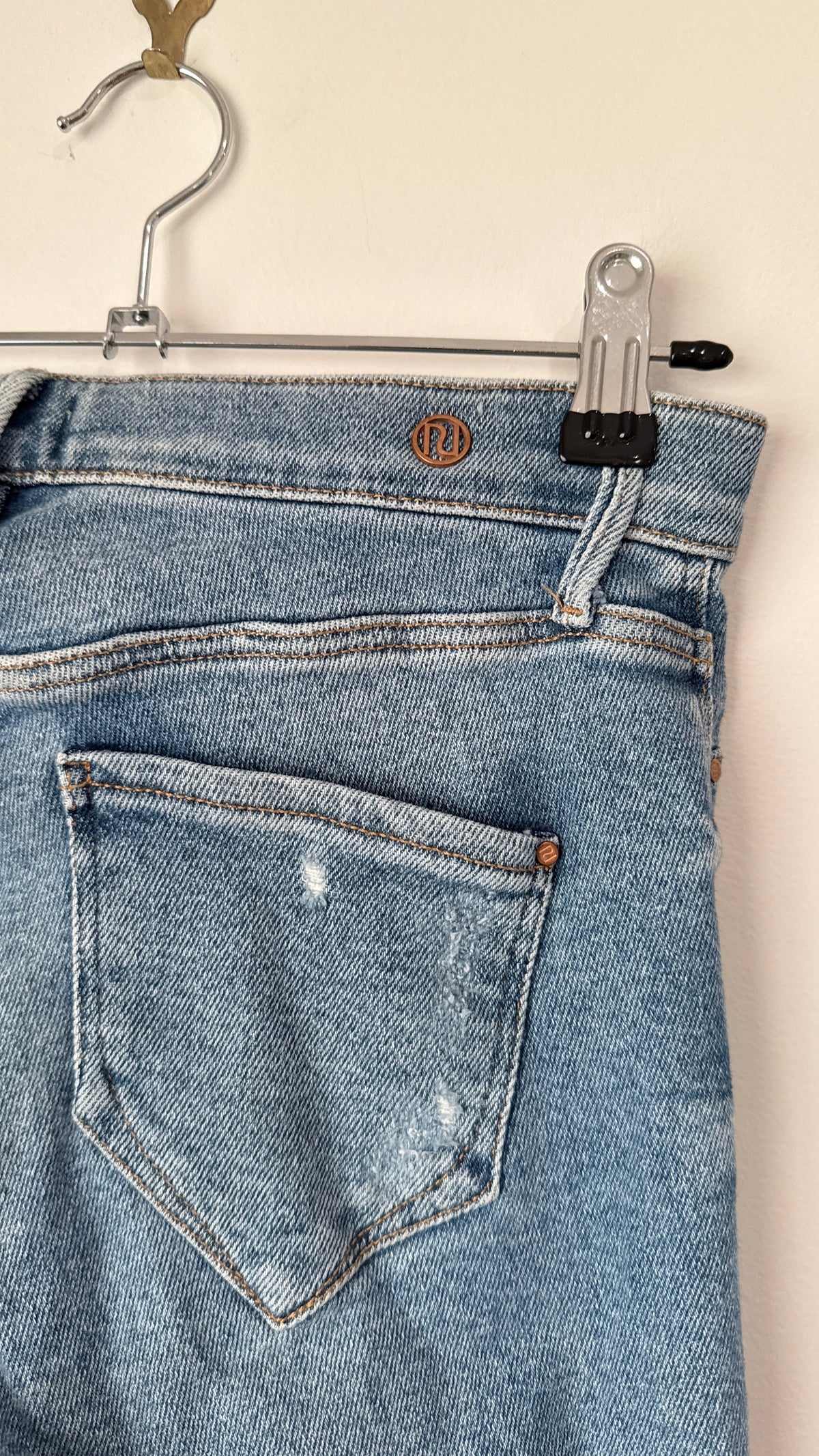 River Island Size UK 8R Distressed Skinny Jeans