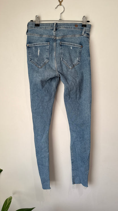 River Island Size UK 8R Distressed Skinny Jeans