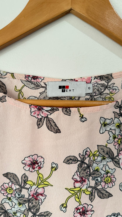 Temt Size 10 Floral Print Tie Front Top