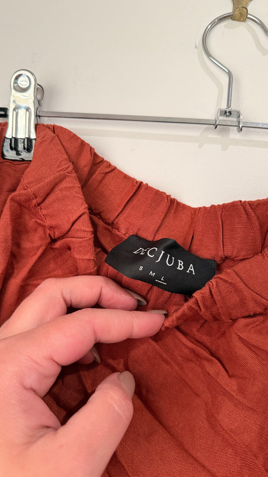 Decjuba Size L Off Shoulder Linen Blend Top