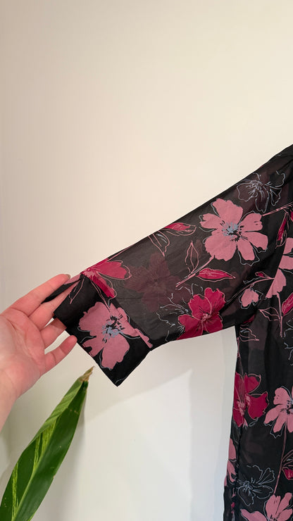 Brand Unknown Size M Floral Print Sheer Top