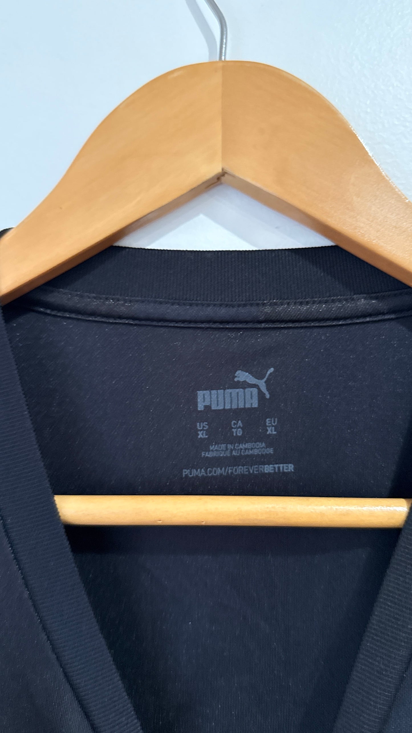 Puma Size XL Long Sleeve Top