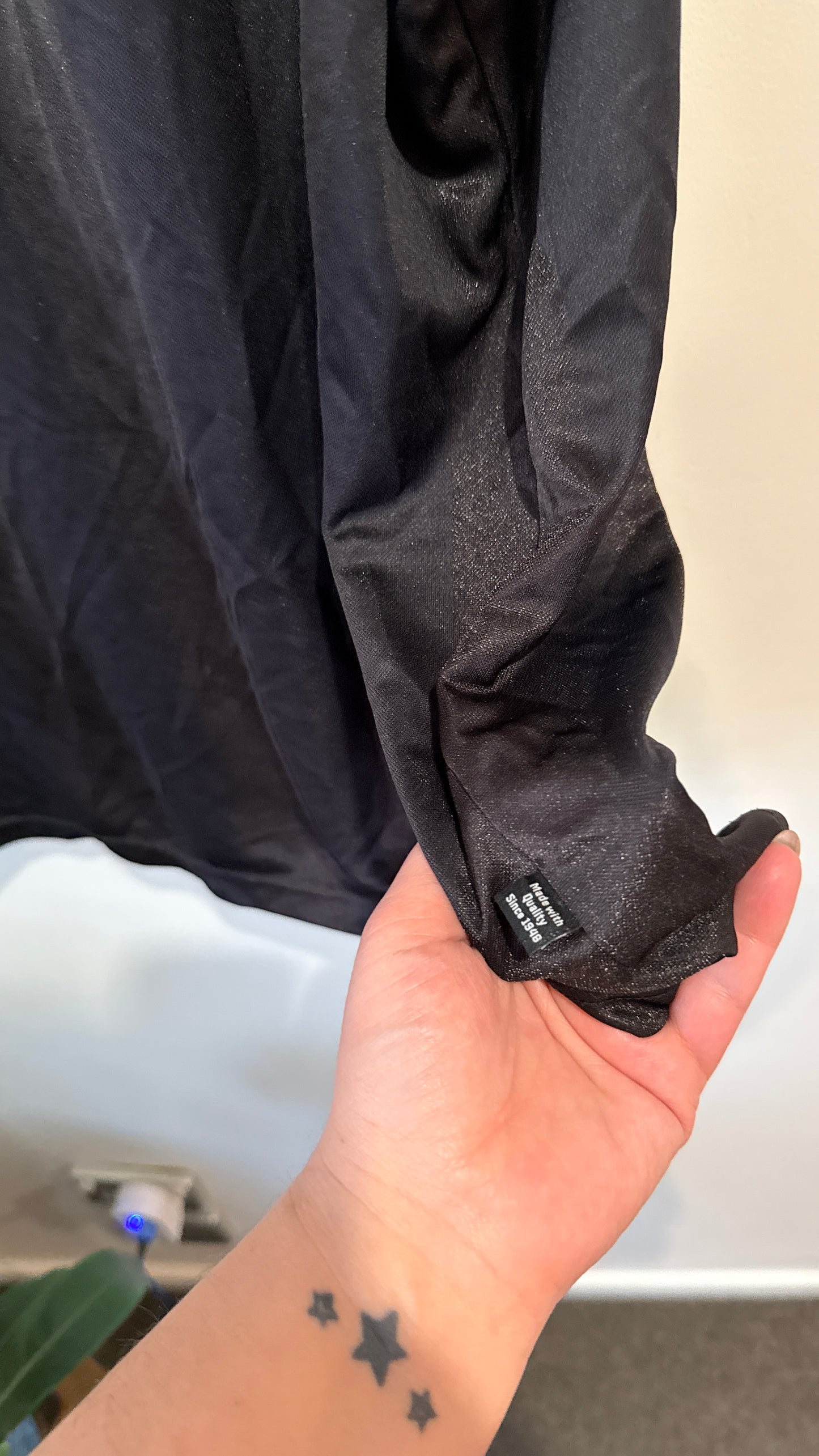 Puma Size XL Long Sleeve Top