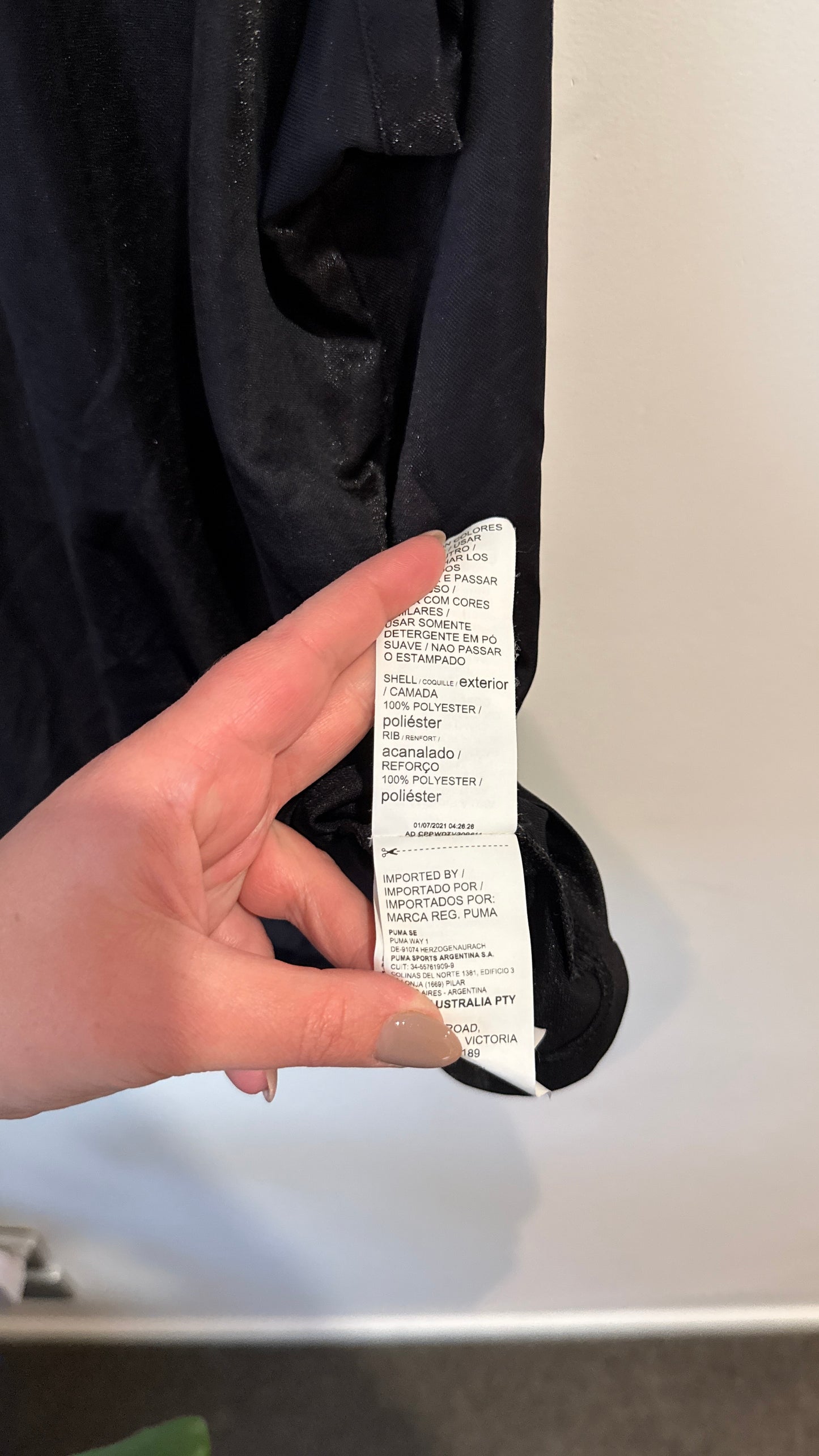 Puma Size XL Long Sleeve Top