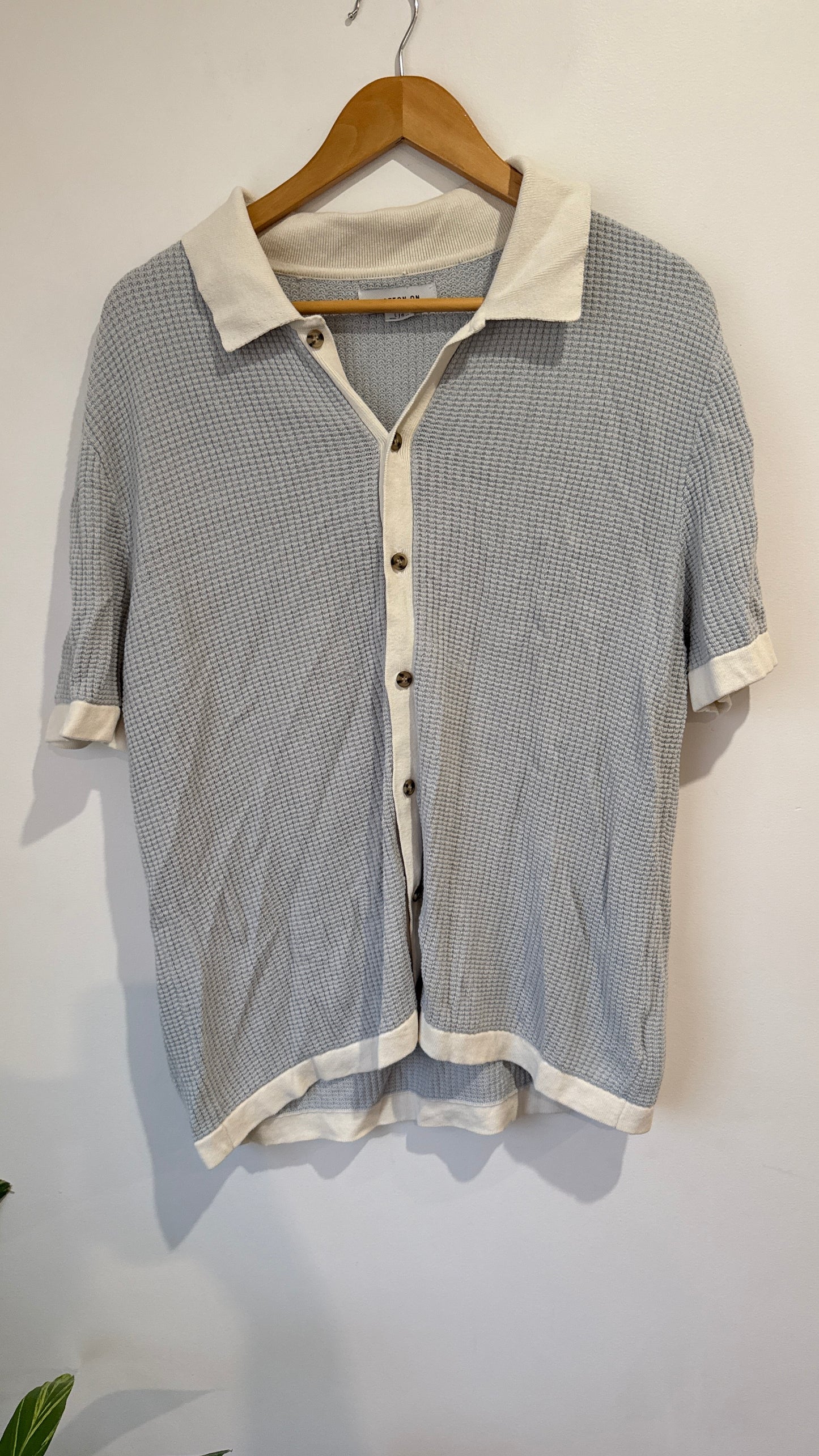 Cotton On Size L Waffle Knit Polo Shirt
