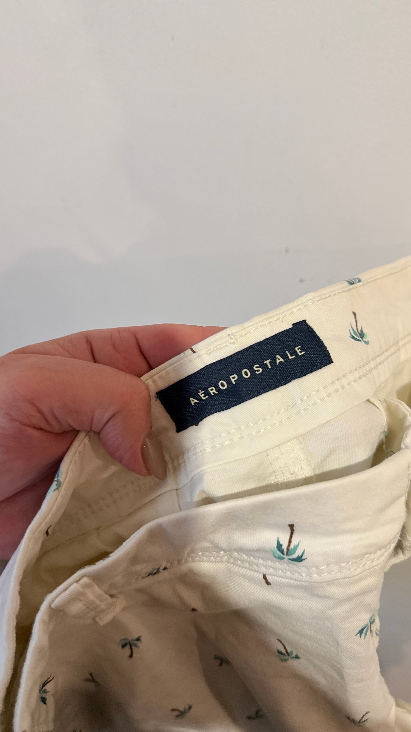 Aeropostale Size 31 | Waist 86cm Palm Tree Print Chino Shorts