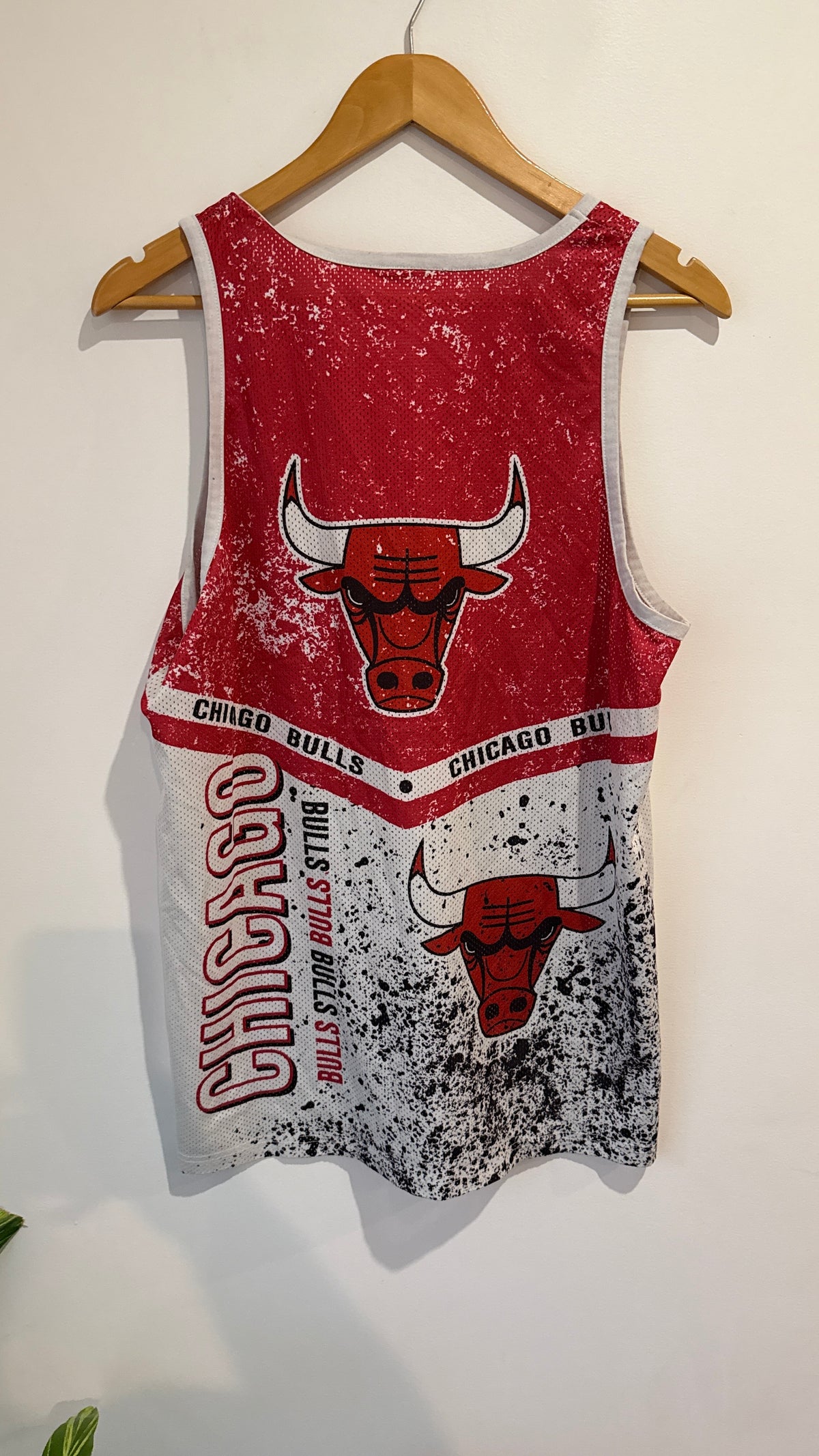 Chicago Bulls Size: U/Arm to U/Arm 53cm Tank Top