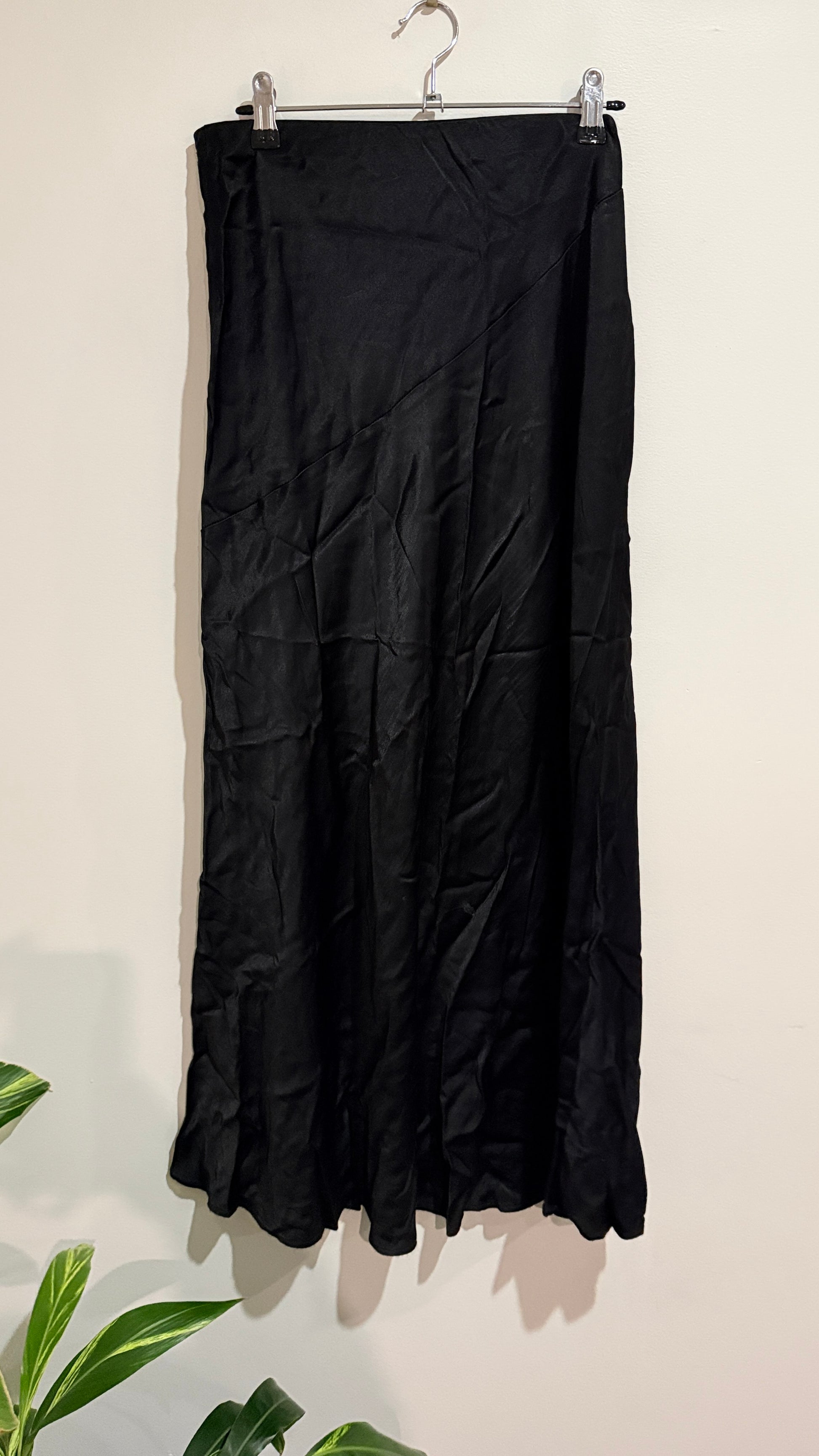 Glassons Size 14 Black Satin Maxi Skirt