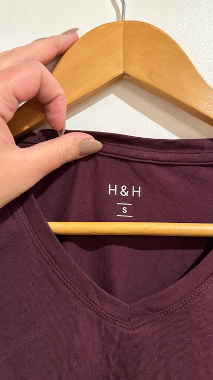 H&H Burgundy V Neck 3/4 Sleeve Top - Size S