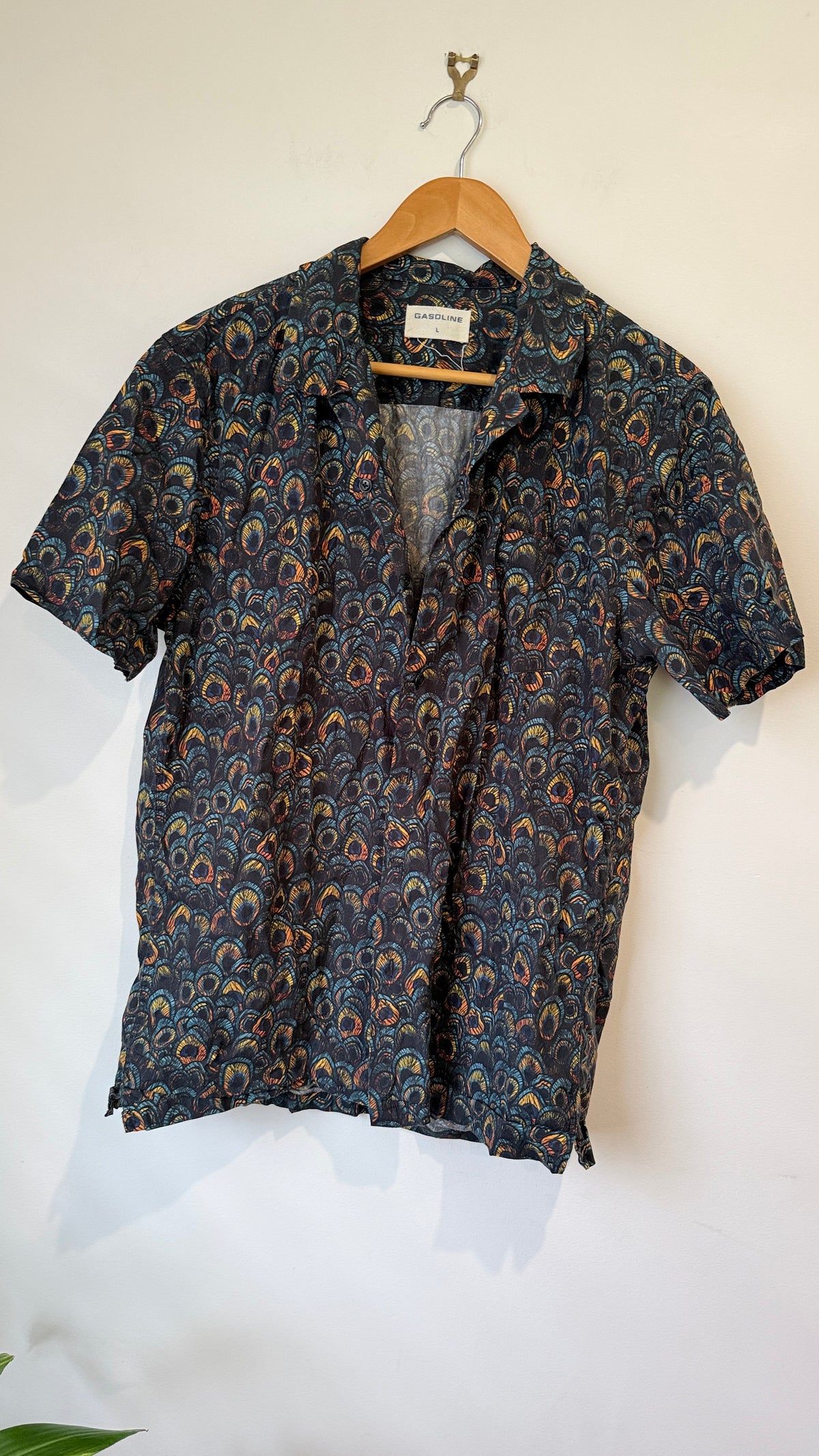 Gasoline Dark Paisley Print Short Sleeve Shirt - Size L