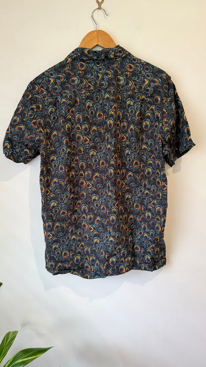 Gasoline Dark Paisley Print Short Sleeve Shirt - Size L