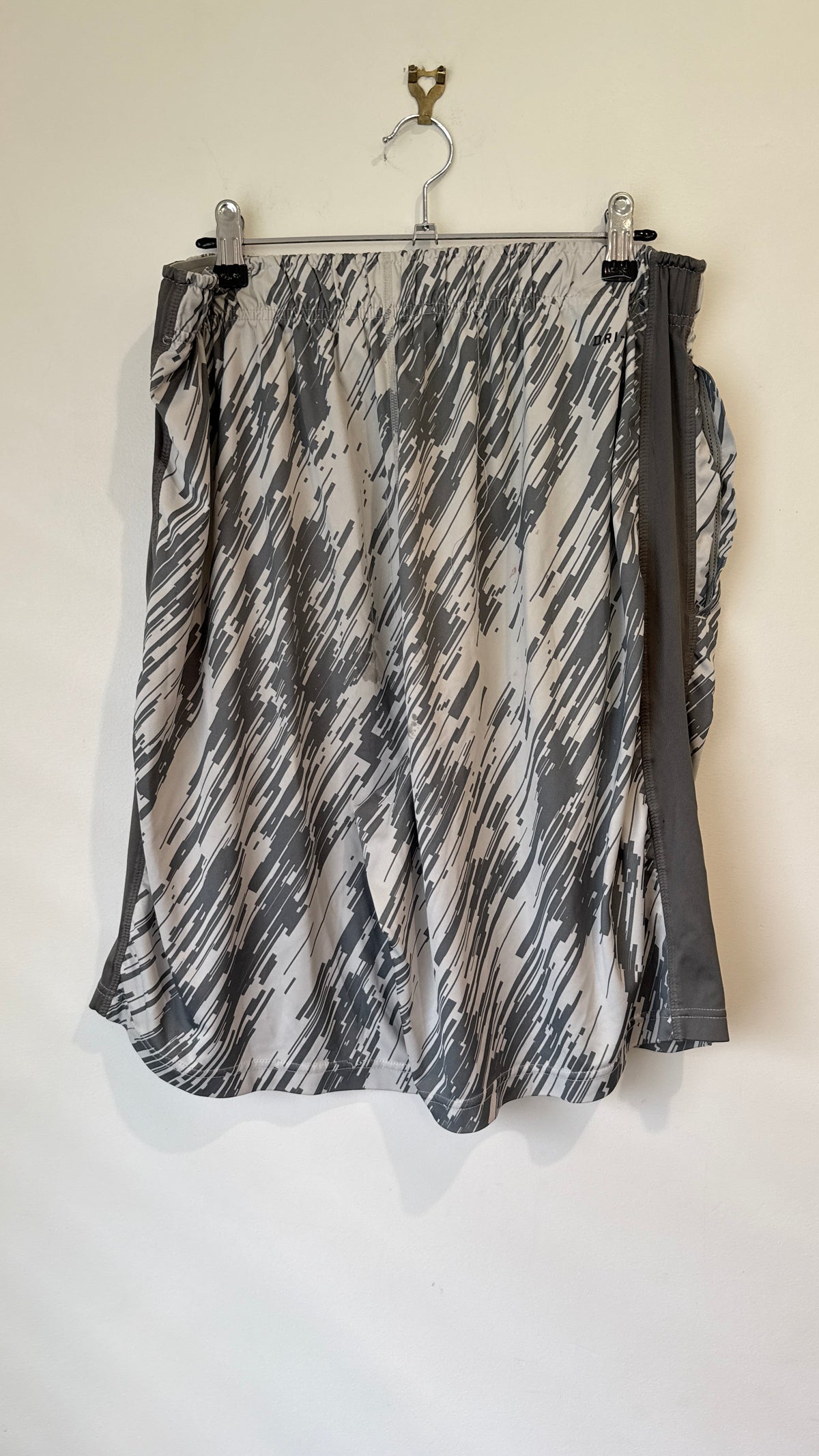 Nike Dri-Fit Grey Camo Print Shorts - Size L