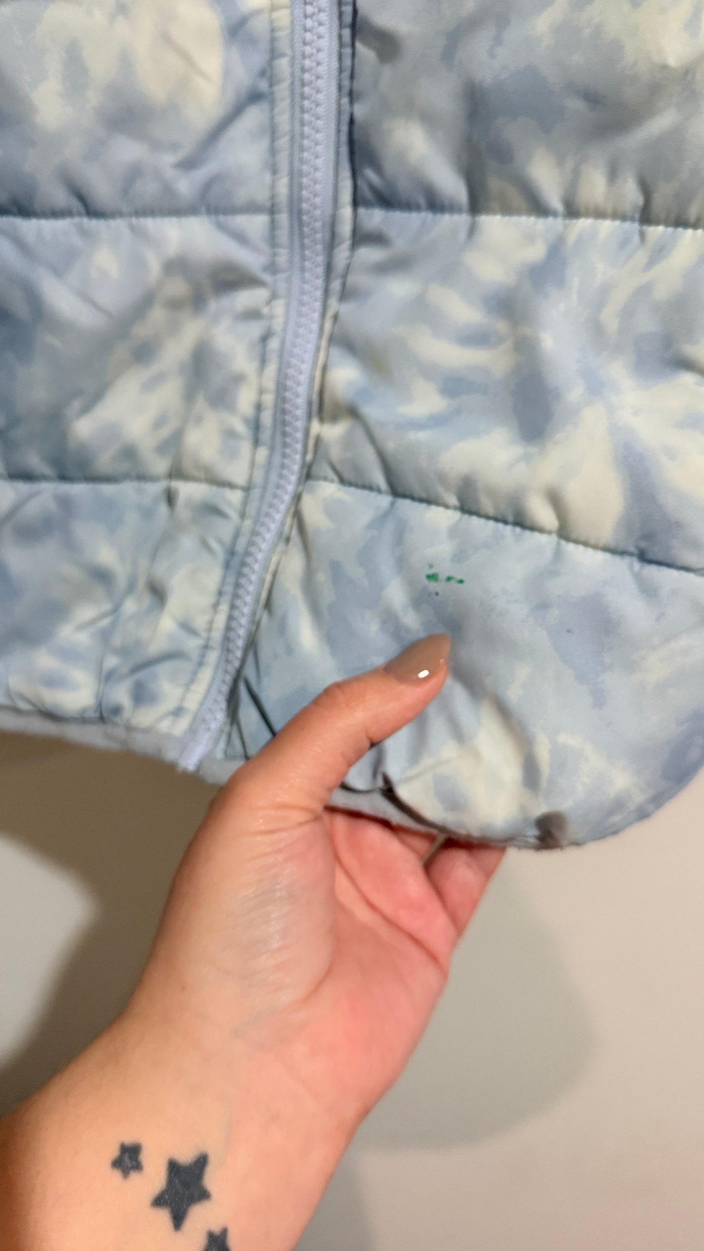 Young Original Blue Tie Dye Puffer Jacket - Size 12