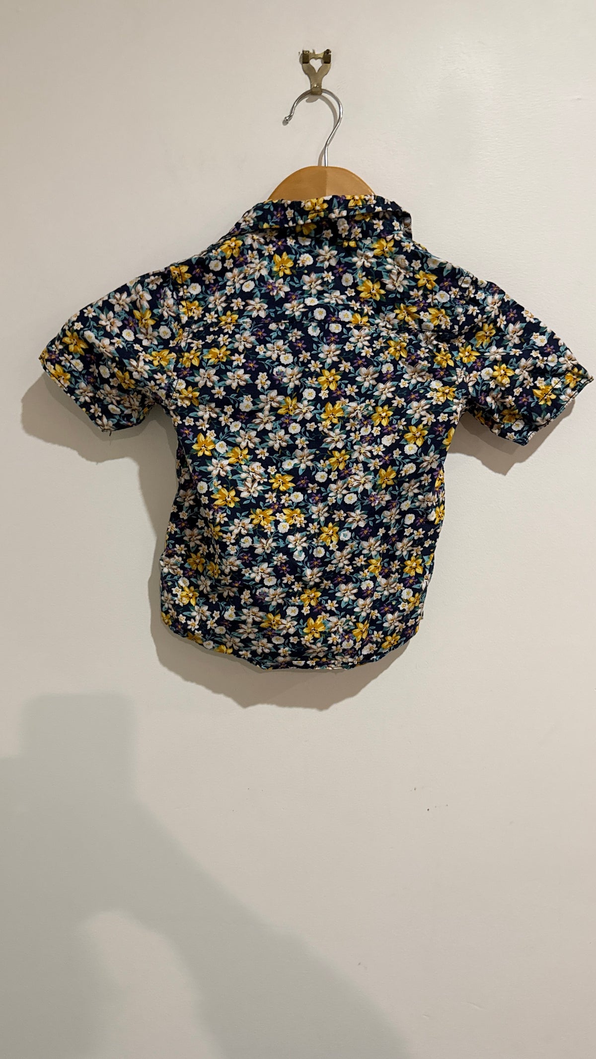 Firstribe Navy Floral Short Sleeve Shirt - Size 0