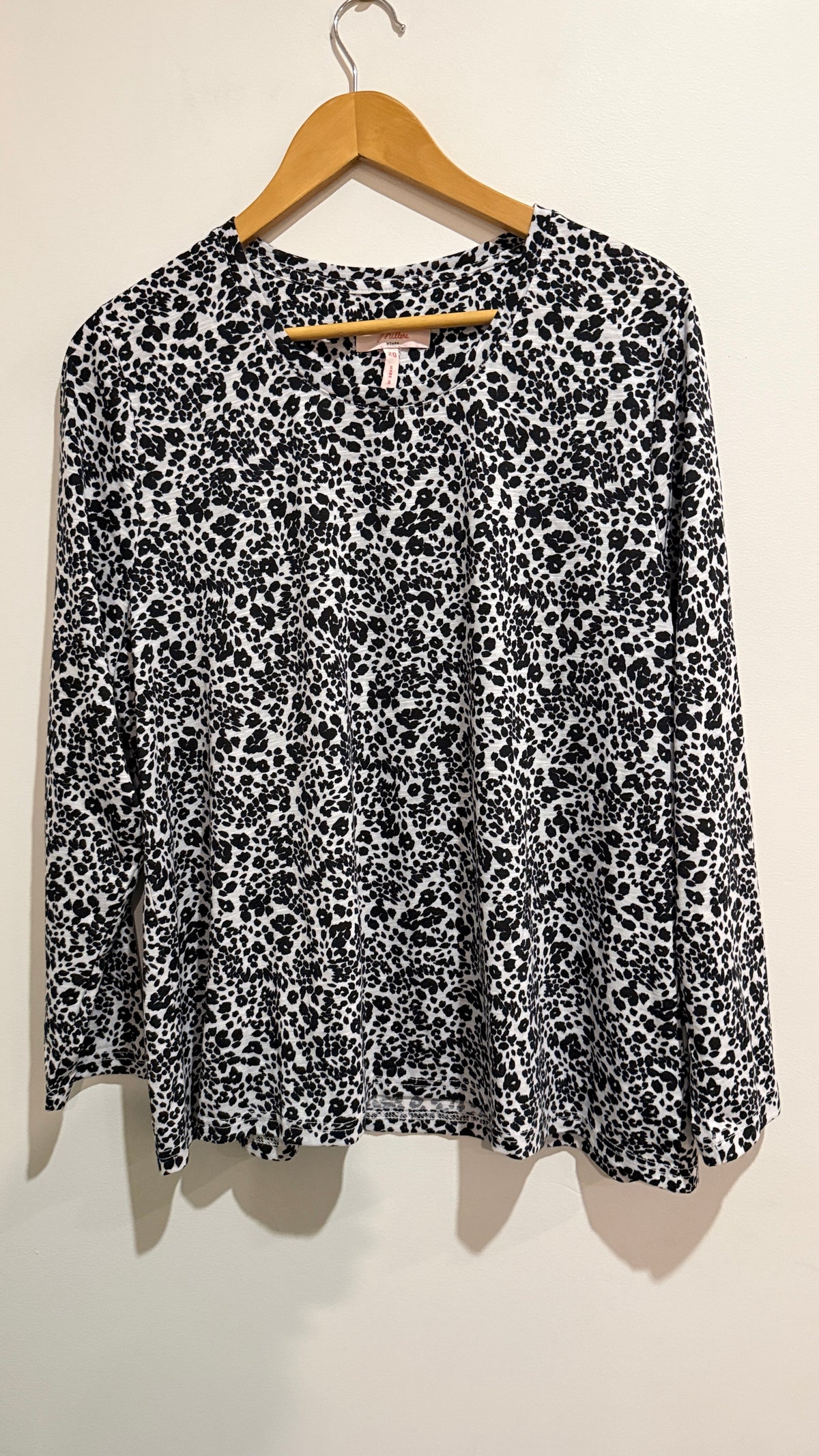 Millers Woman Animal Print Long Sleeve Top - Size 20