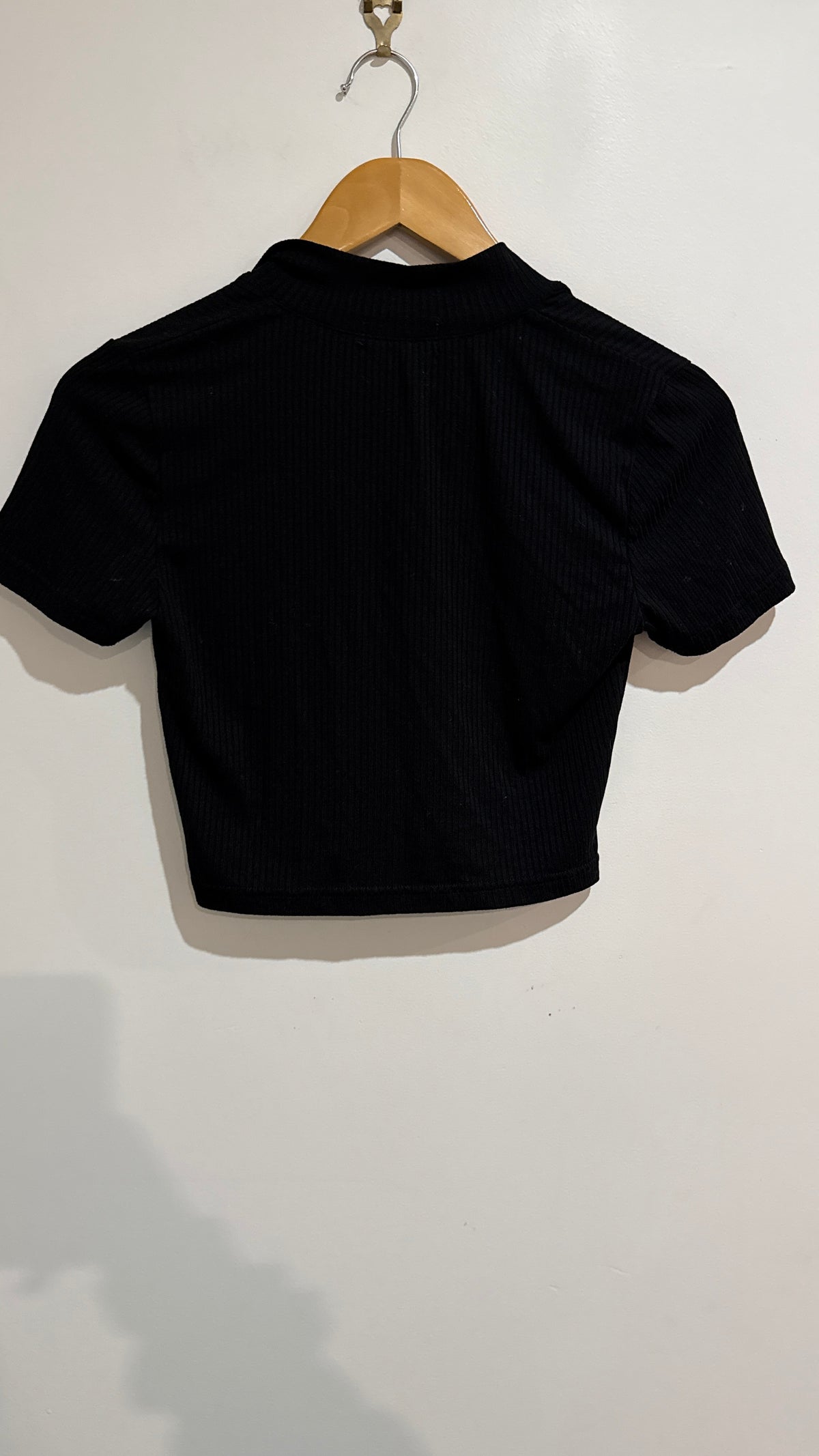 Mirrou Size S Half Zip Ribbed Crop Top