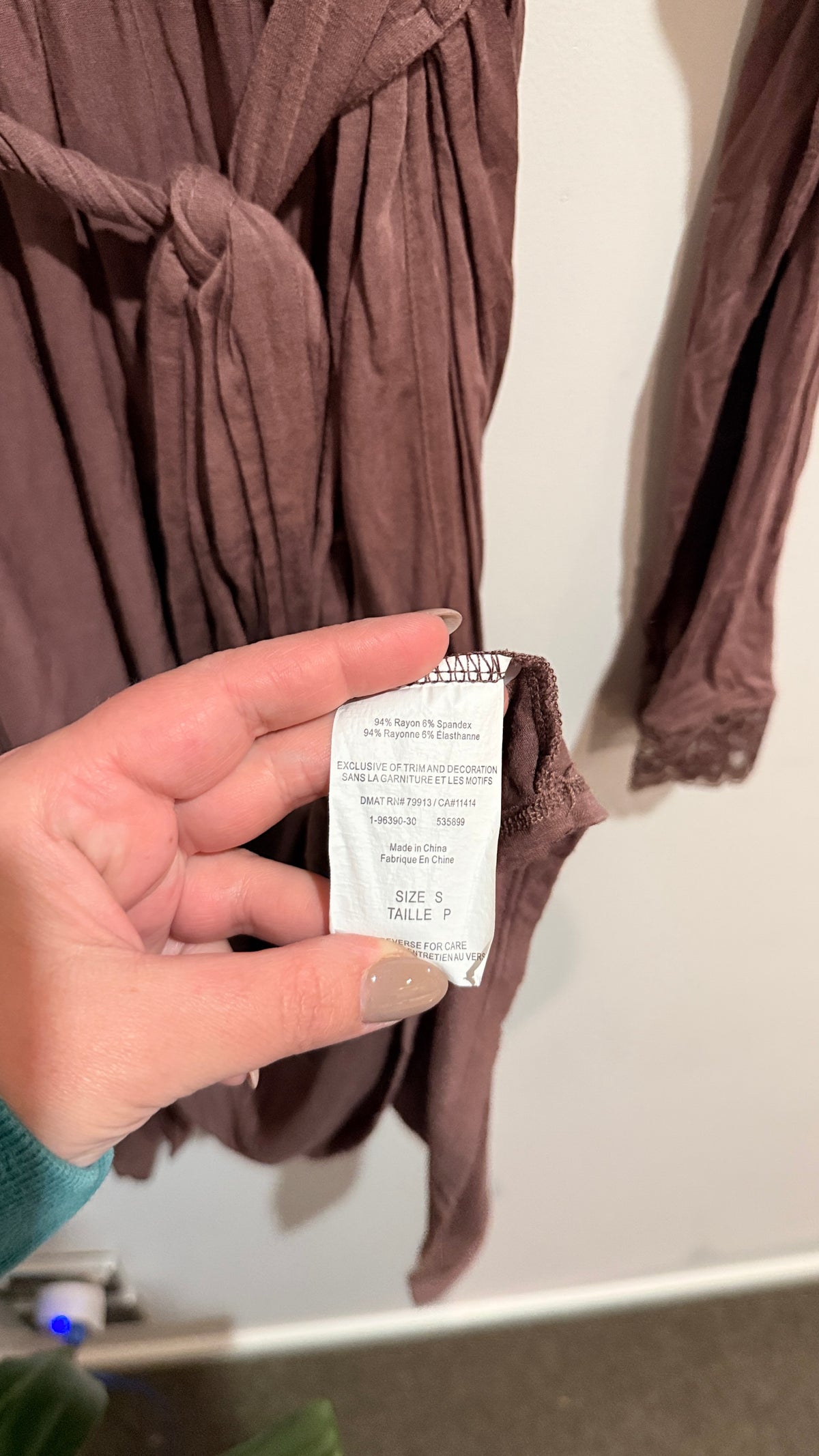 Jessica Simpson Size S Lace Trim Nursing Robe