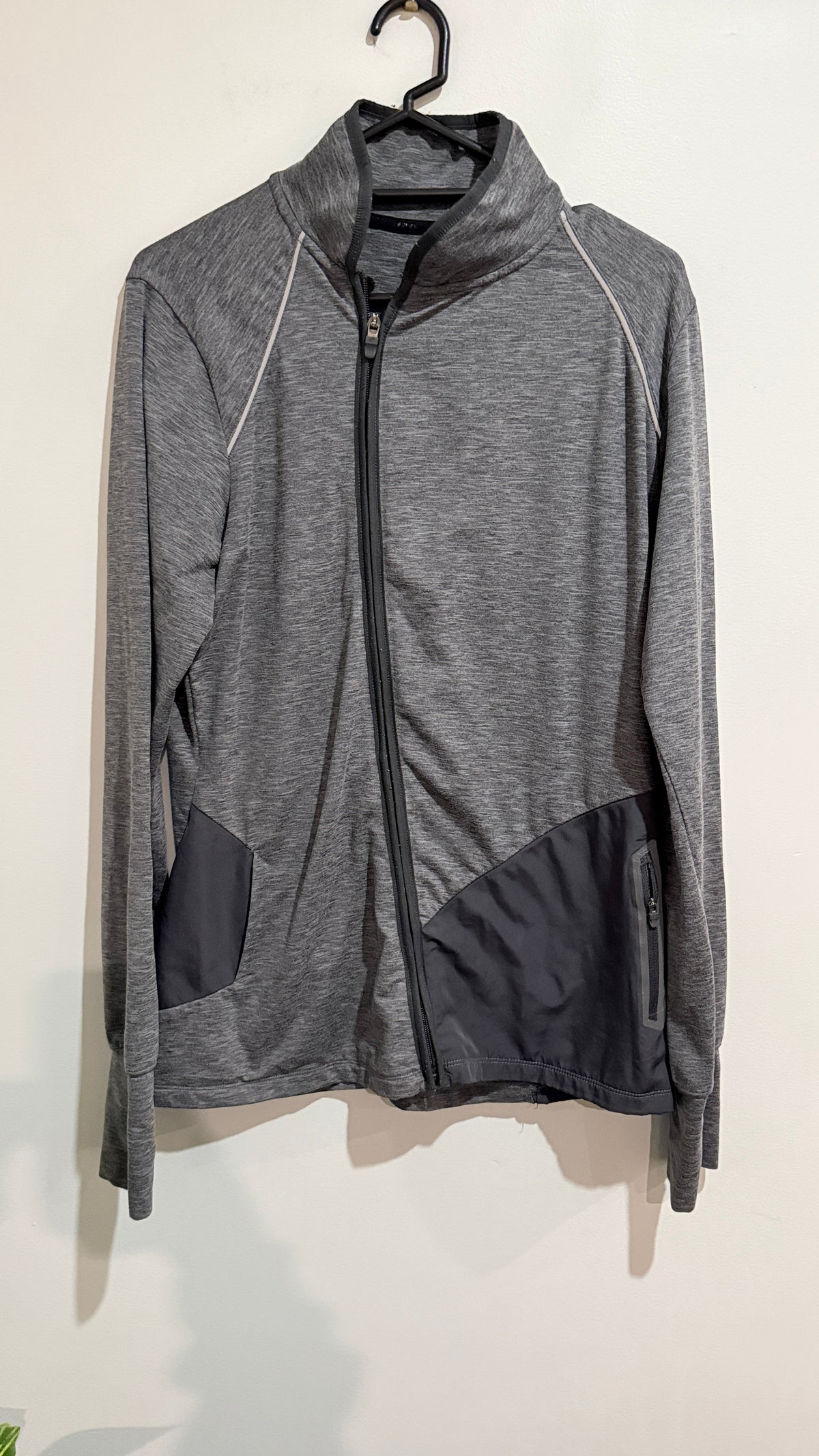ASICS Grey Zip Up Athletic Jacket - 49cm underarm