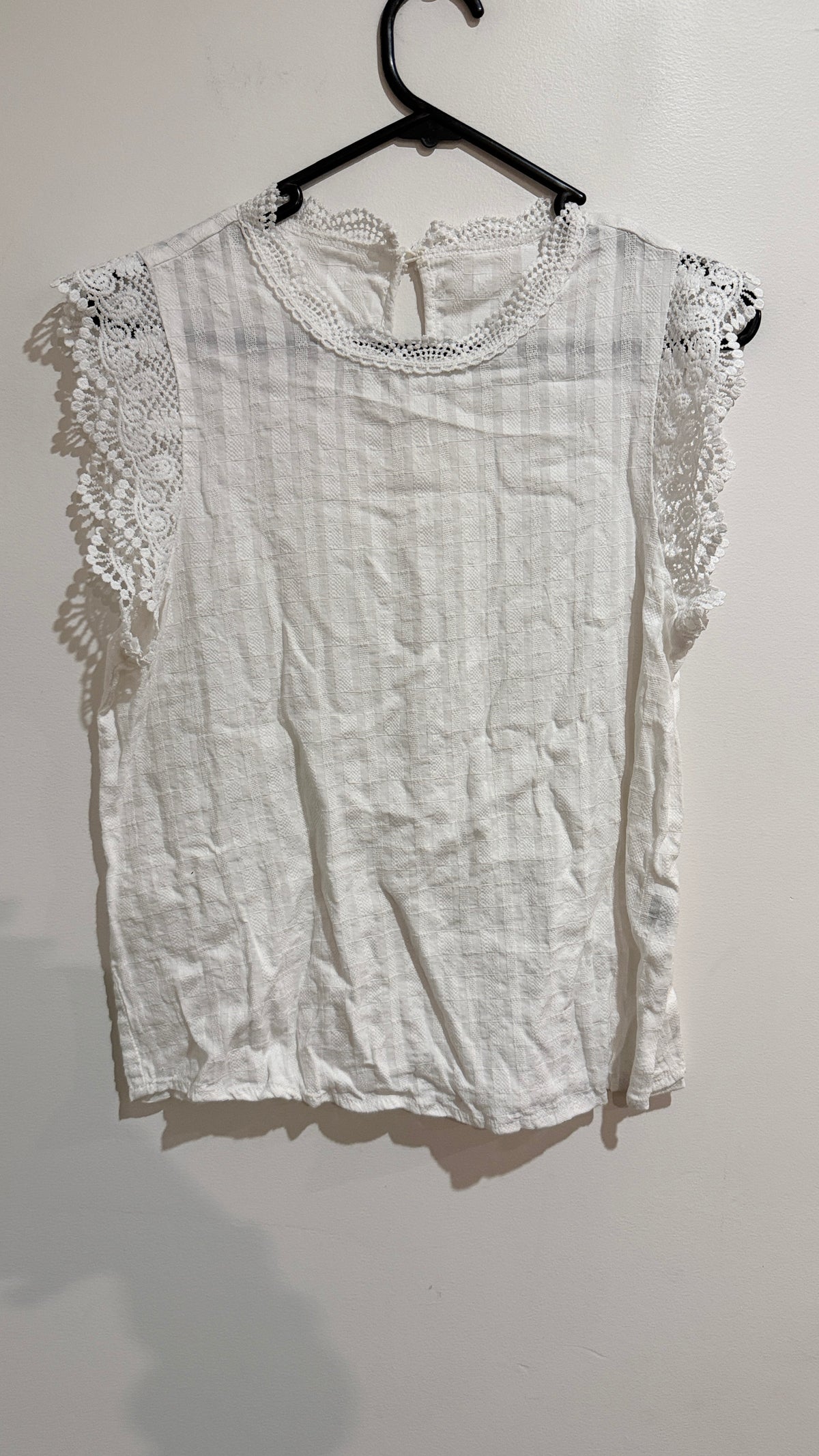 SHEIN White Lace Trim High Neck Top - 44cm underarm