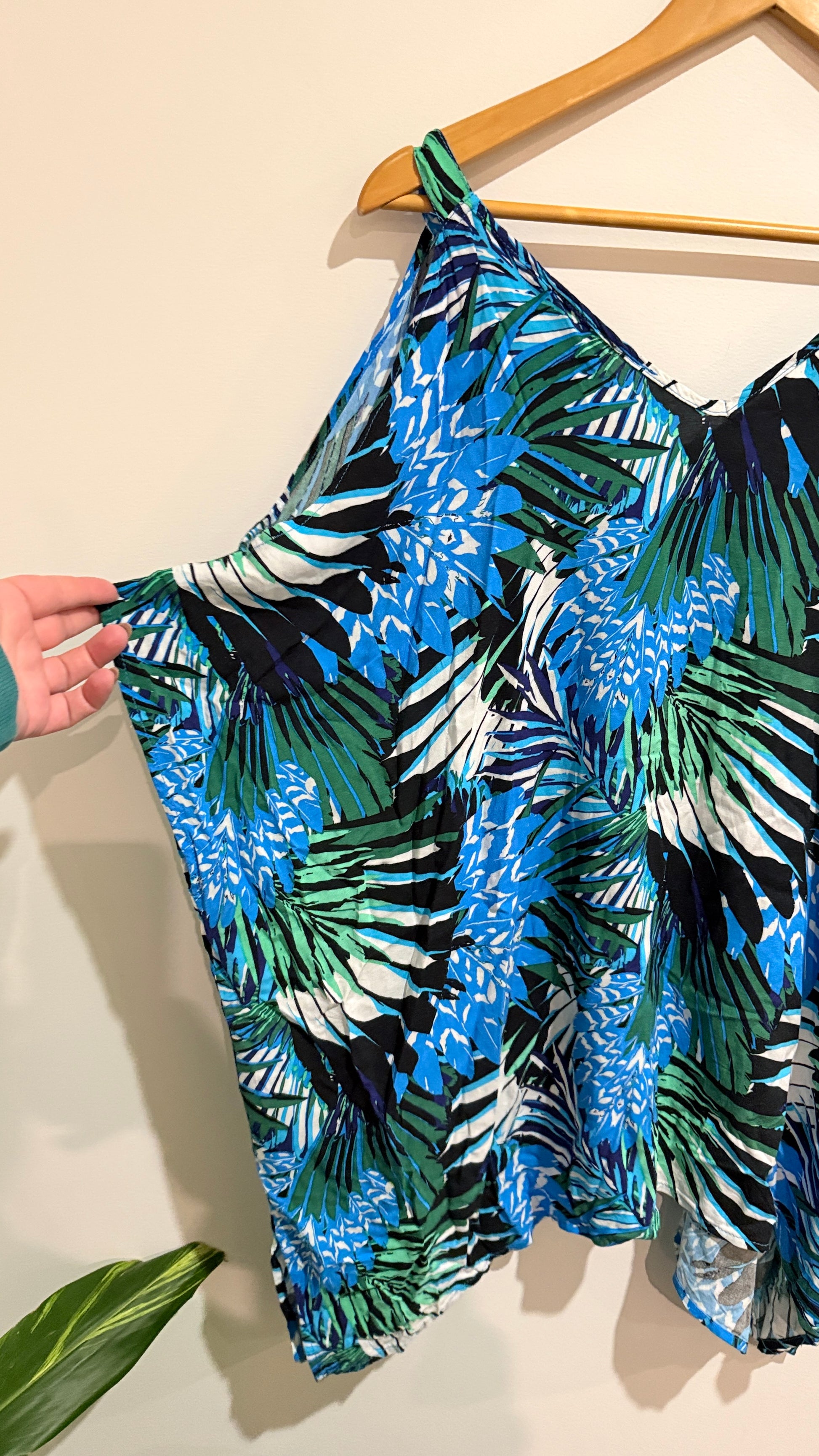 Patterson Size 16 Tropical Palm Print Top