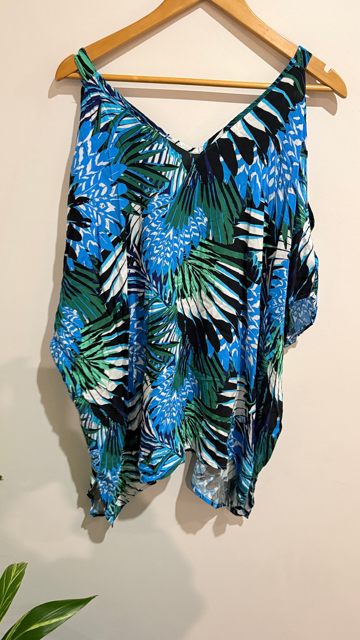 Patterson Size 16 Tropical Palm Print Top