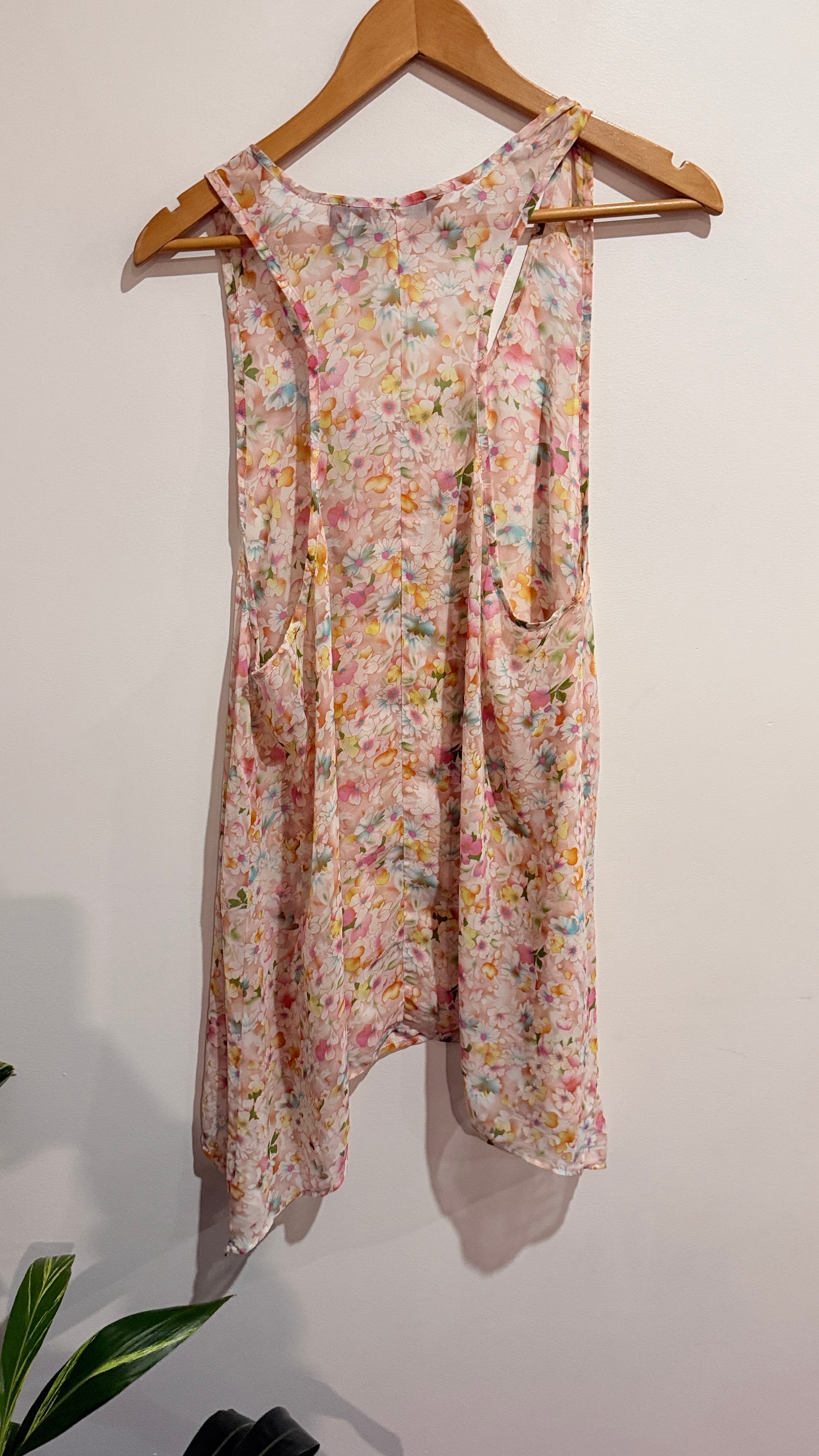 Glassons Size 14 Floral Print Sheer Tank Top