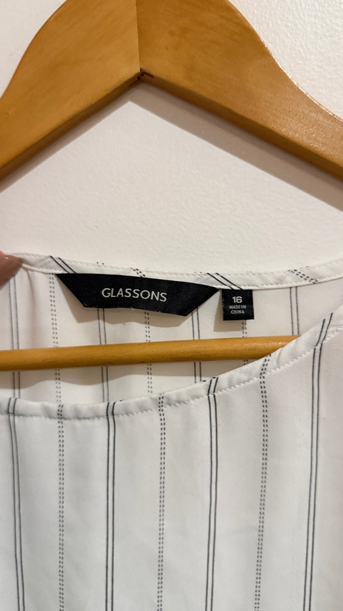 Glassons Size 16 Pinstripe Batwing Top
