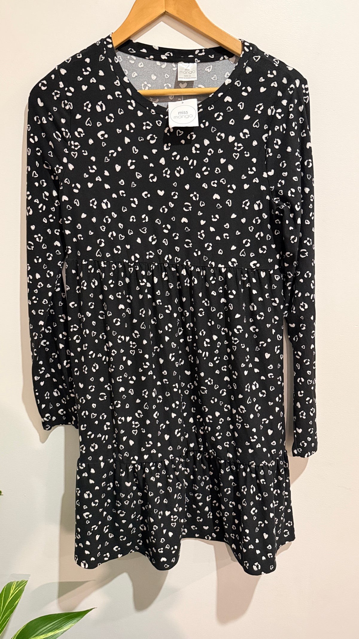 Miss Mango Black Heart Print Tiered Dress Size 16