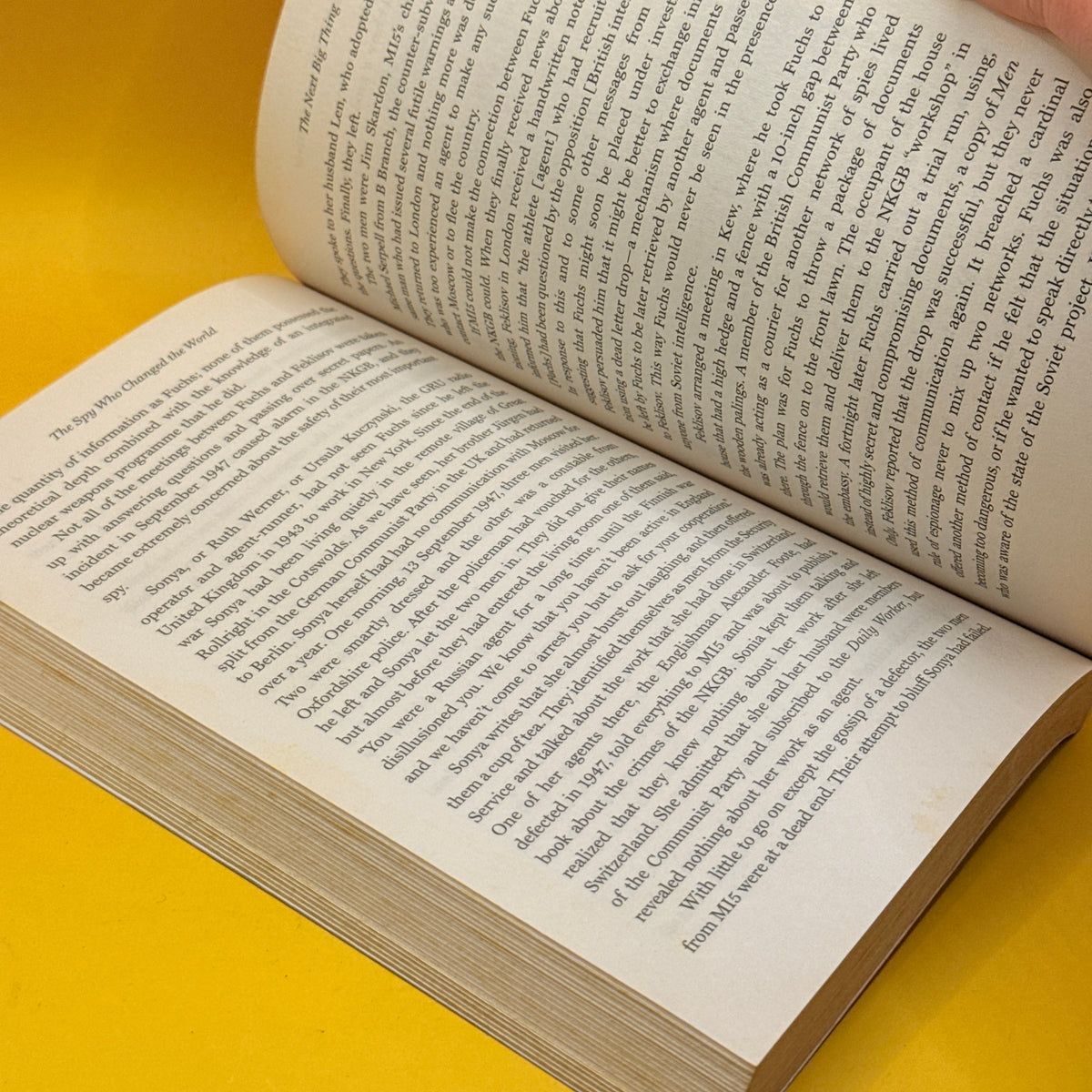 The Spy Who Changed the World by Mike Rossiter