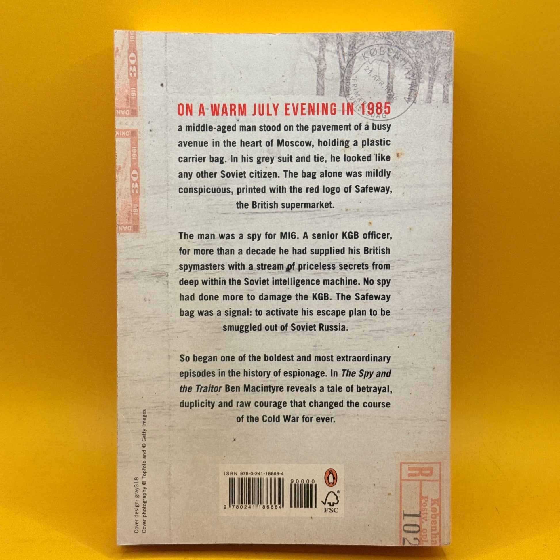 The Spy and the Traitor by Ben Macintyre