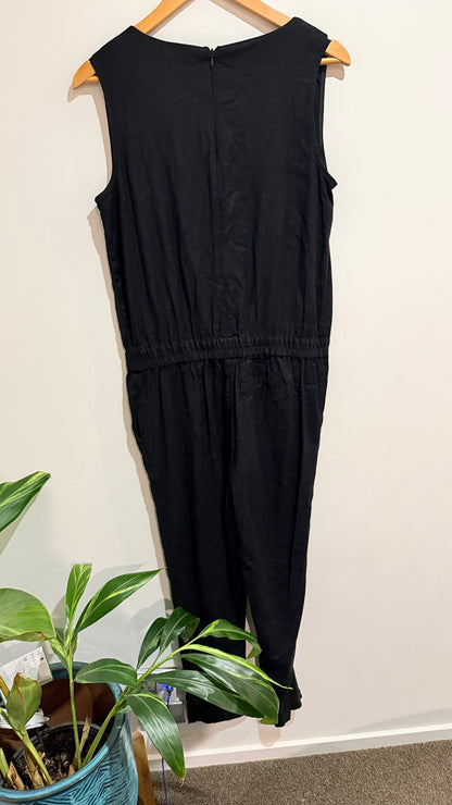 Max Black Sleeveless Jumpsuit Size 10