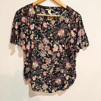 H&M Black Floral Print Short Sleeve Top Size 6