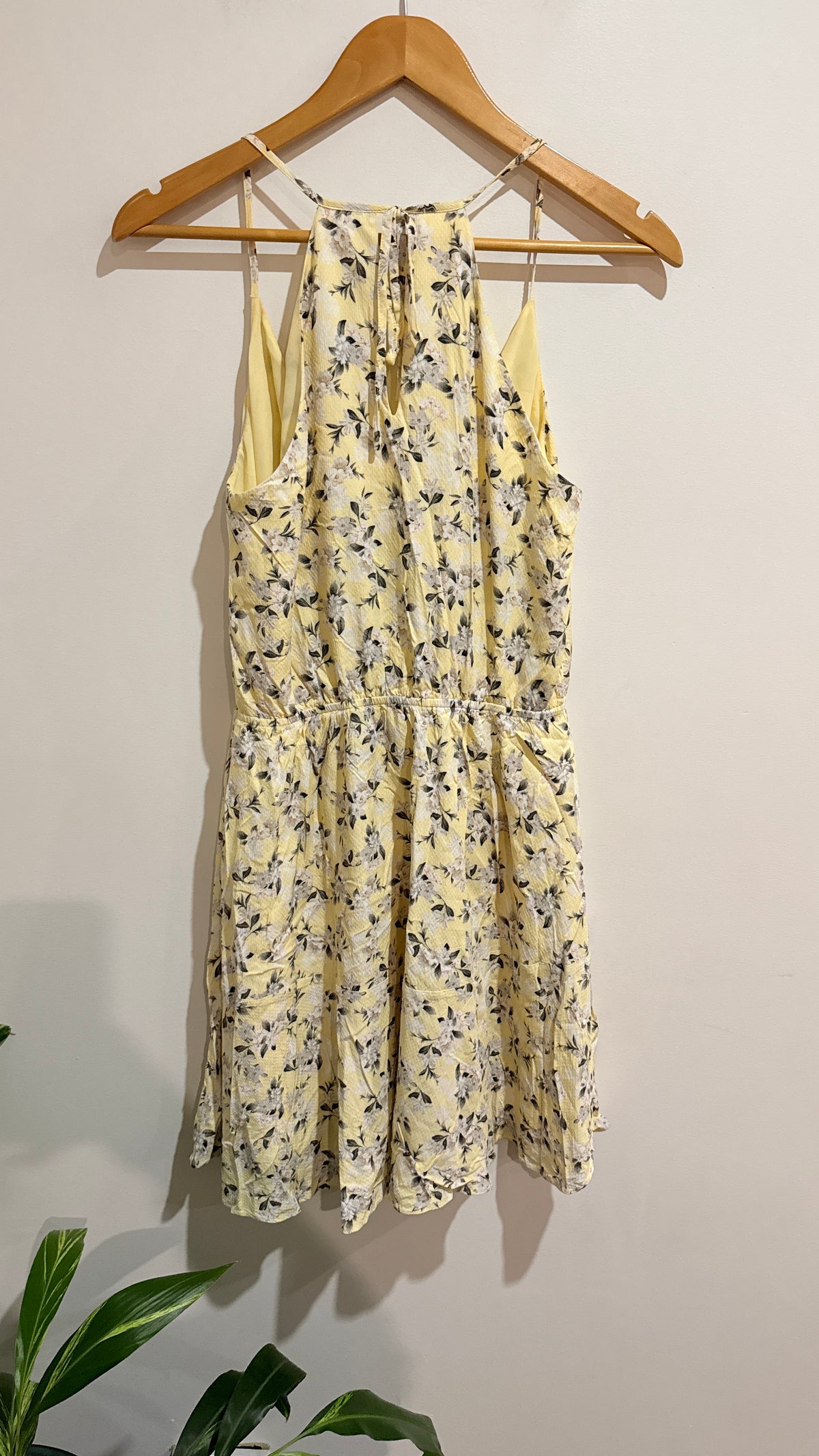 Forever New Yellow Floral Print Sleeveless Dress Size 10